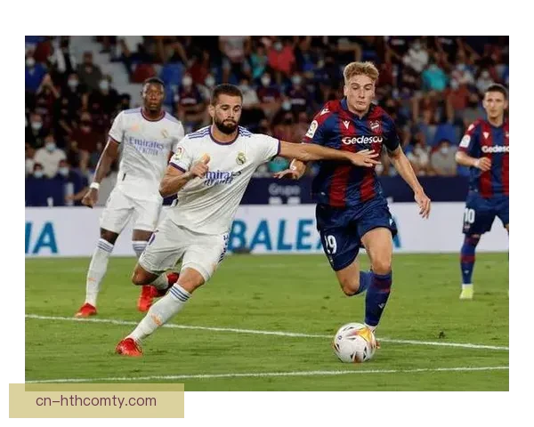 瓦伦西亚二比零莱万特双星建功